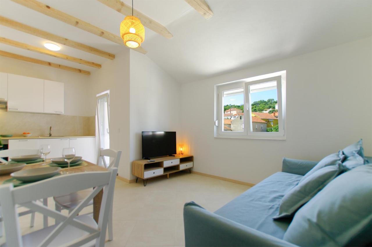 Apartmani Porat Sali Esterno foto